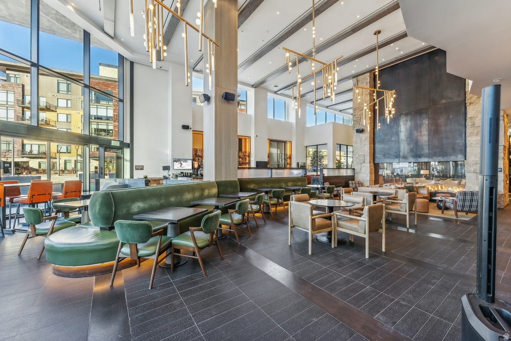 2417 W HIGH RD #2411 Park City, UT 84098