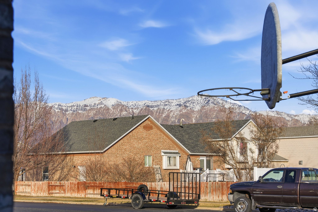 1625 N 4575 W Plain City, UT 84404