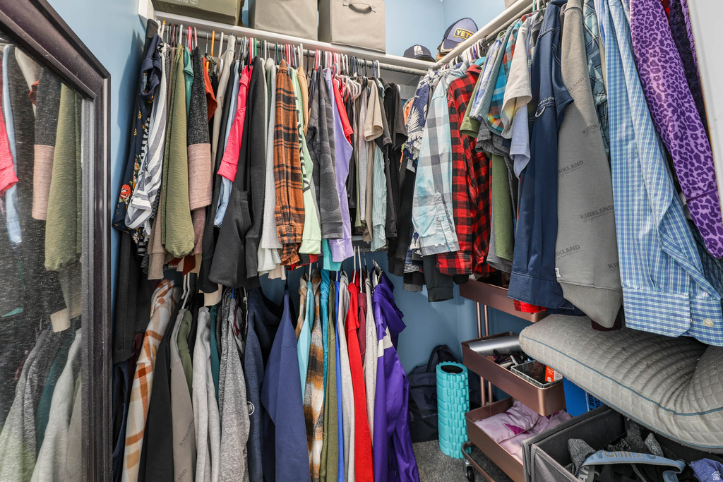 761 E GABLES LN Midvale, UT 84047