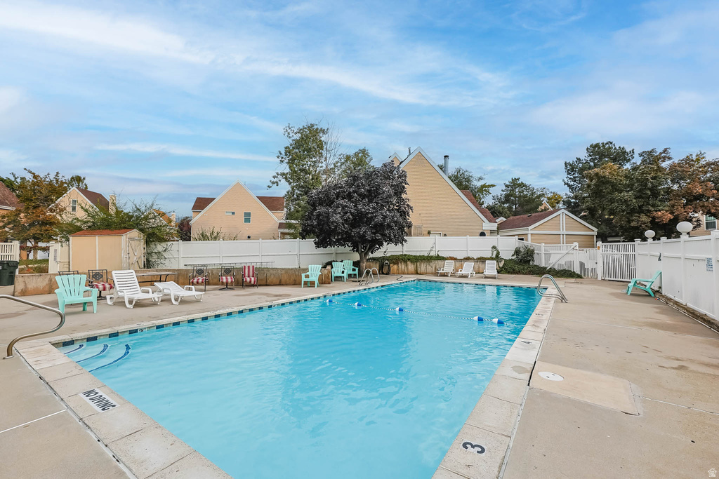 761 E GABLES LN Midvale, UT 84047