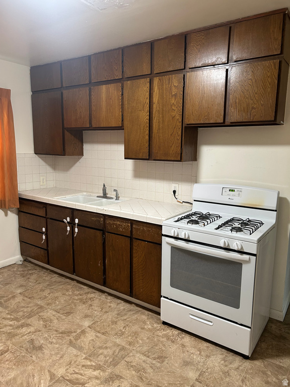 231 N 100 W Springville, UT 84663