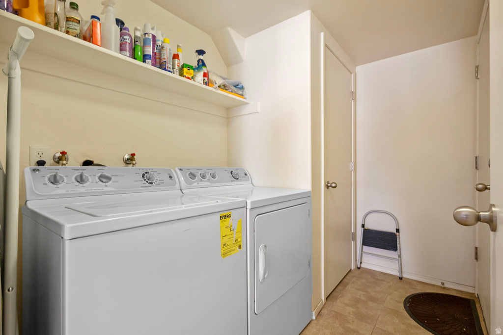 6633 W IVY GABLE DR West Jordan, UT 84081