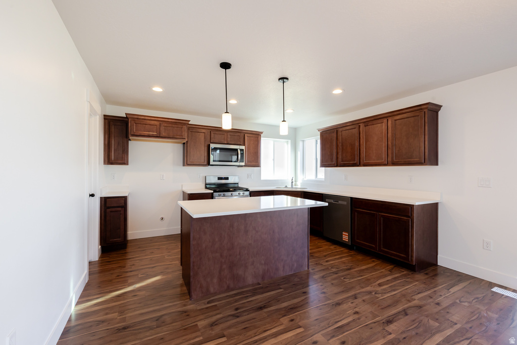 4439 N DWARVEN DR #124 Eagle Mountain, UT 84005