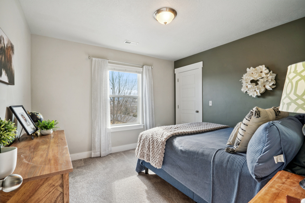 215 S 300 E Midway, UT 84049