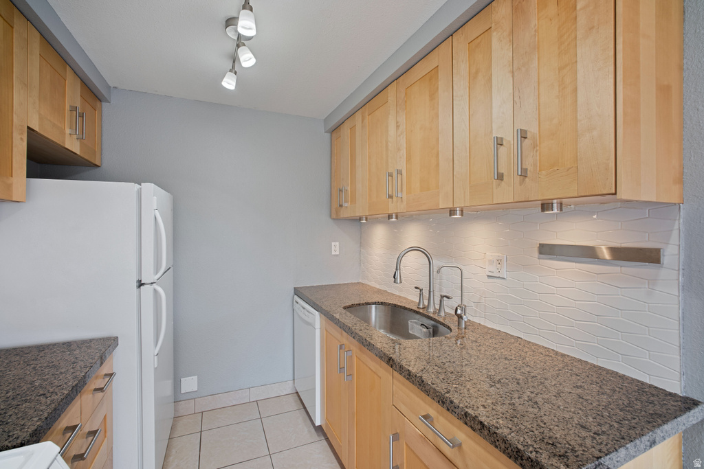 475 E CREEKSIDE CIR #F Murray, UT 84107