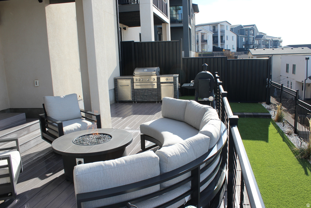 794 S MILLER AVE North Salt Lake, UT 84054