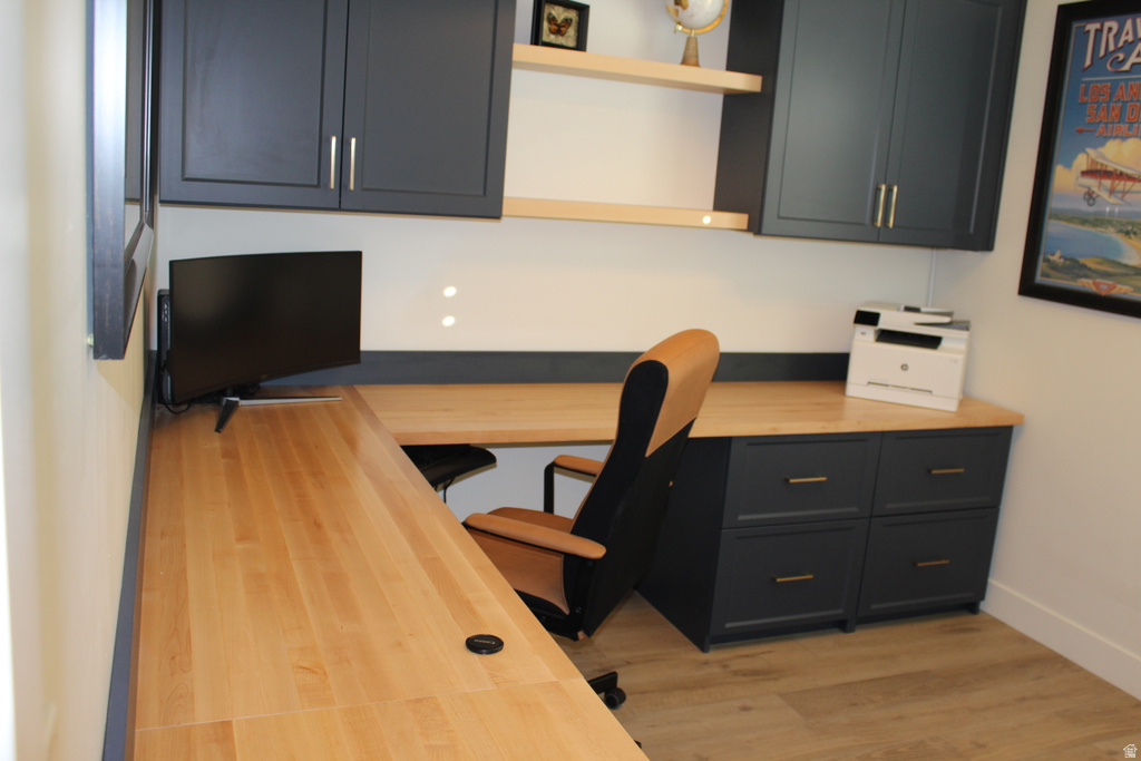 794 S MILLER AVE North Salt Lake, UT 84054