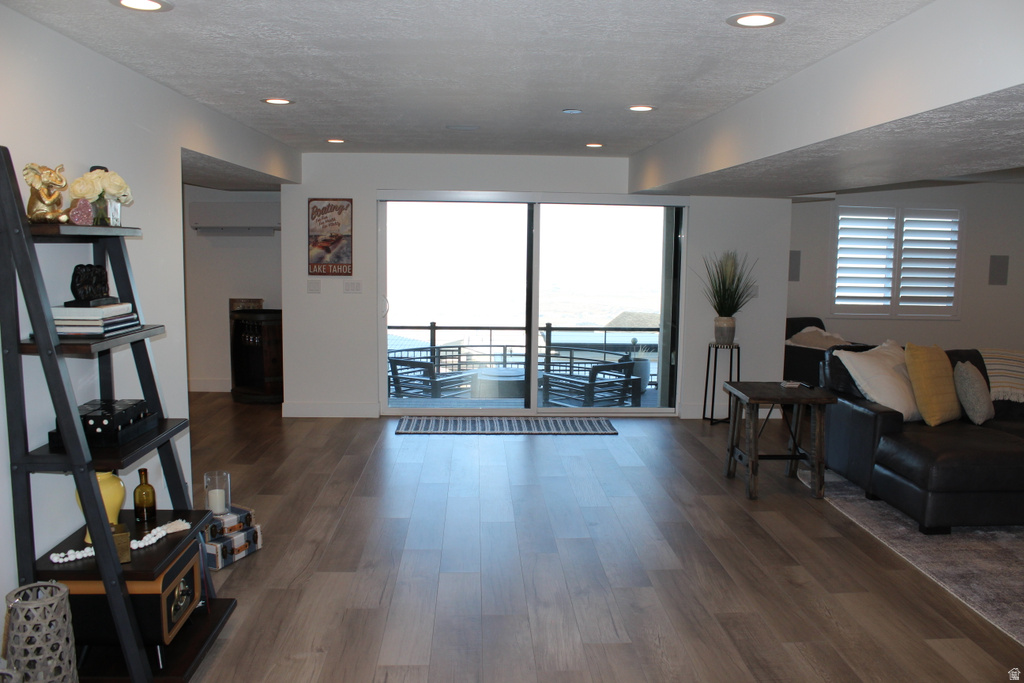 794 S MILLER AVE North Salt Lake, UT 84054