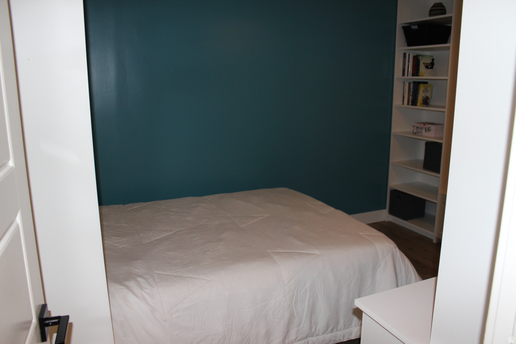 794 S MILLER AVE North Salt Lake, UT 84054