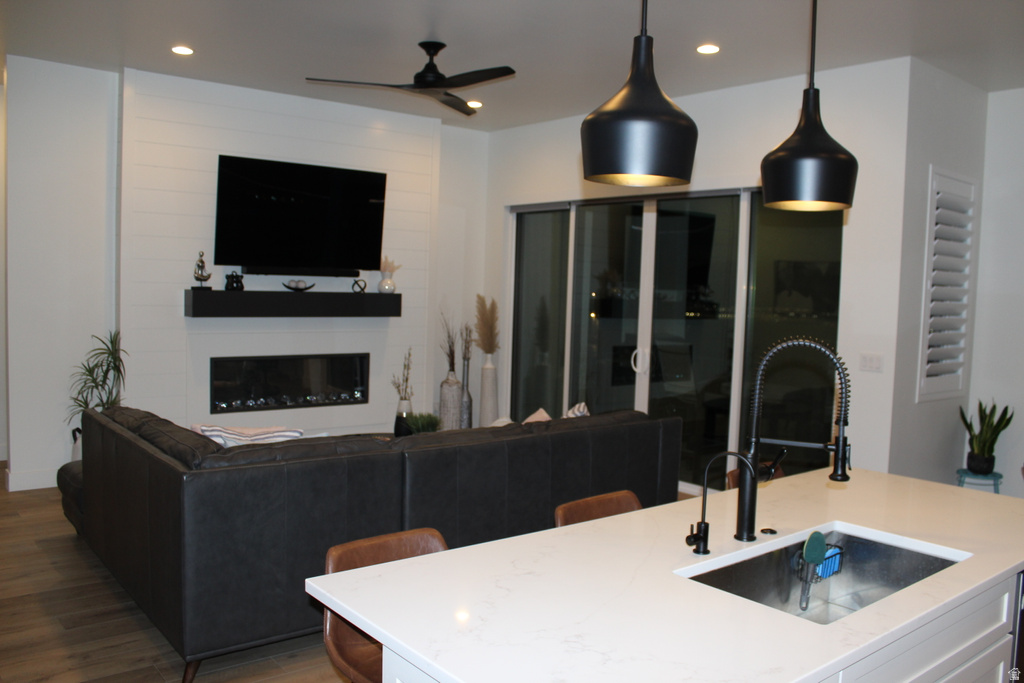 794 S MILLER AVE North Salt Lake, UT 84054