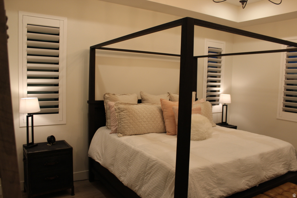 794 S MILLER AVE North Salt Lake, UT 84054