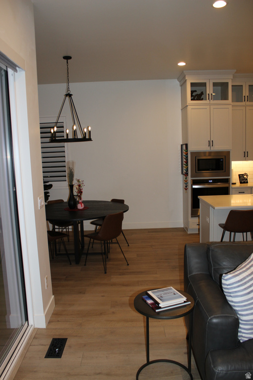 794 S MILLER AVE North Salt Lake, UT 84054