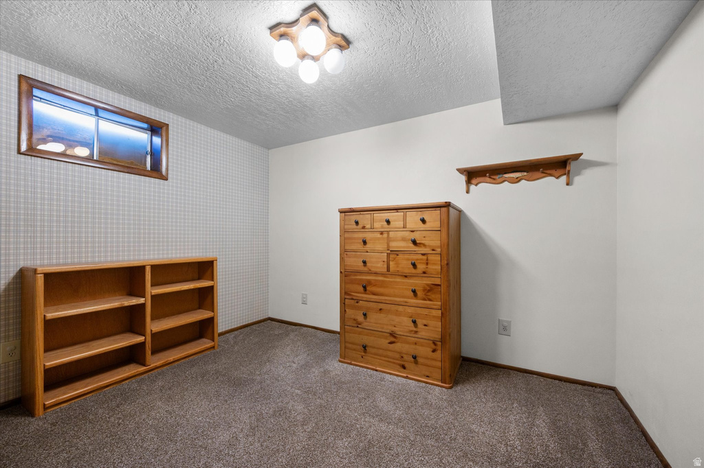 4248 S 2400 W Roy, UT 84067