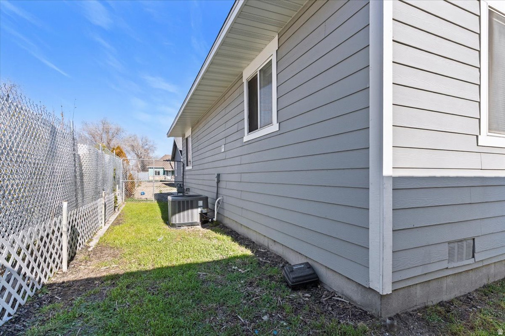 868 S MONTGOMERY ST Salt Lake City, UT 84104