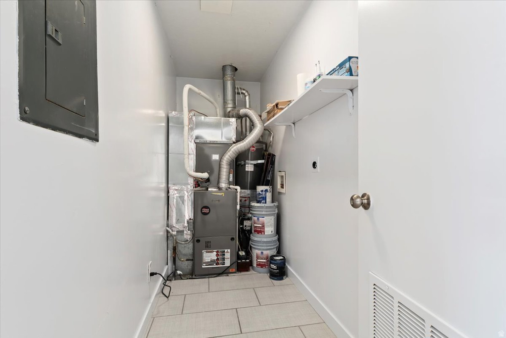 868 S MONTGOMERY ST Salt Lake City, UT 84104