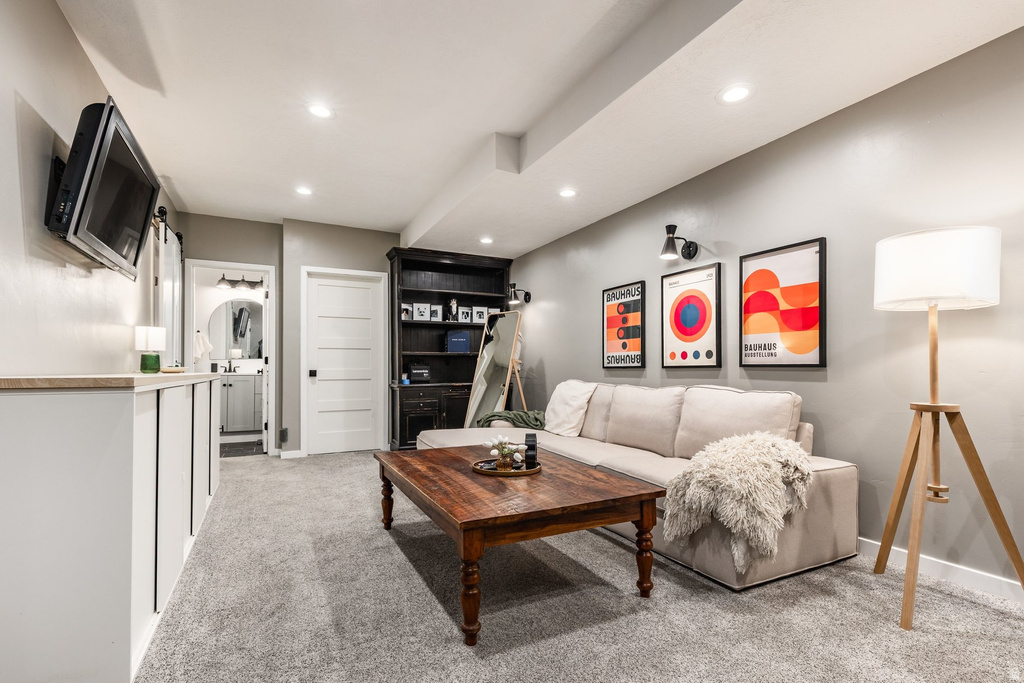 6801 W SKIP ROCK RD South Jordan, UT 84009