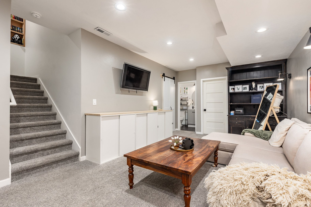 6801 W SKIP ROCK RD South Jordan, UT 84009