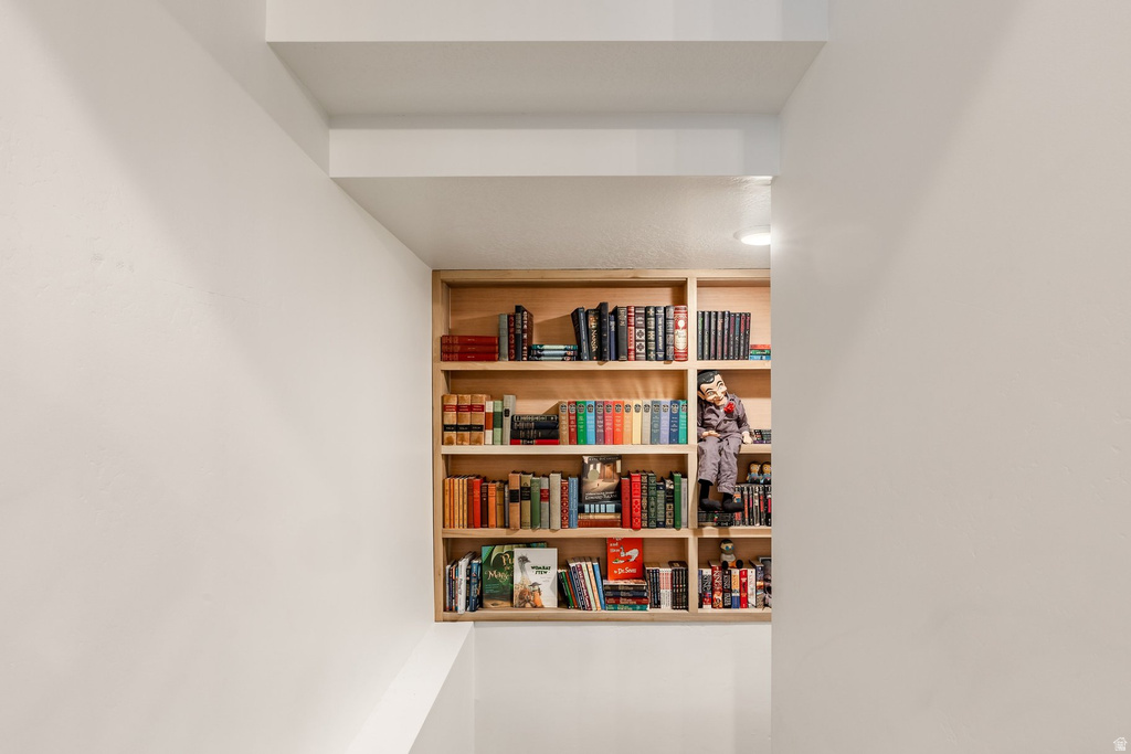 6801 W SKIP ROCK RD South Jordan, UT 84009