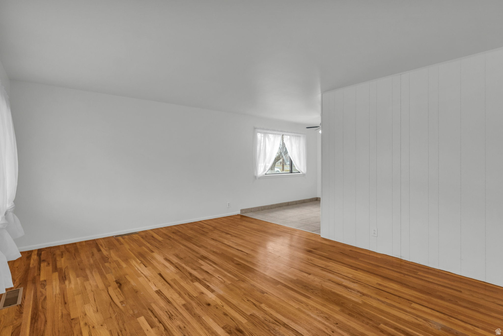 1005 N CAPISTRANO DR Salt Lake City, UT 84116