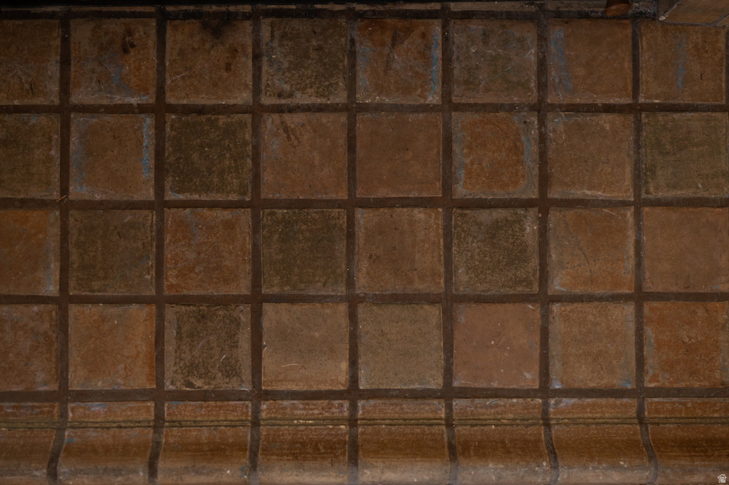 617 E 10TH AVE Salt Lake City, UT 84103