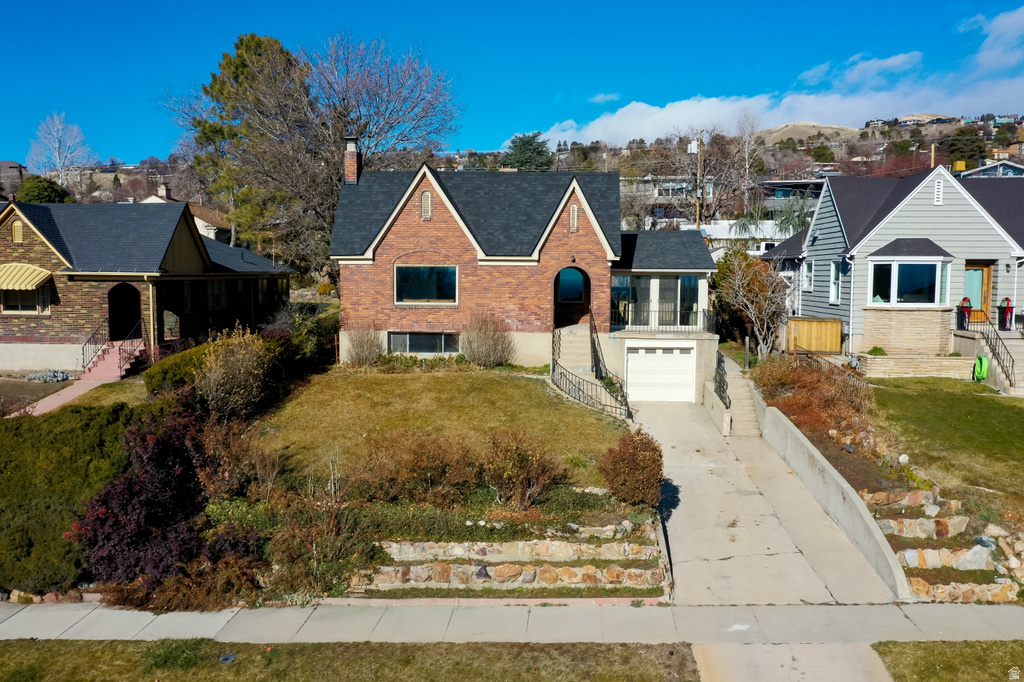 617 E 10TH AVE Salt Lake City, UT 84103