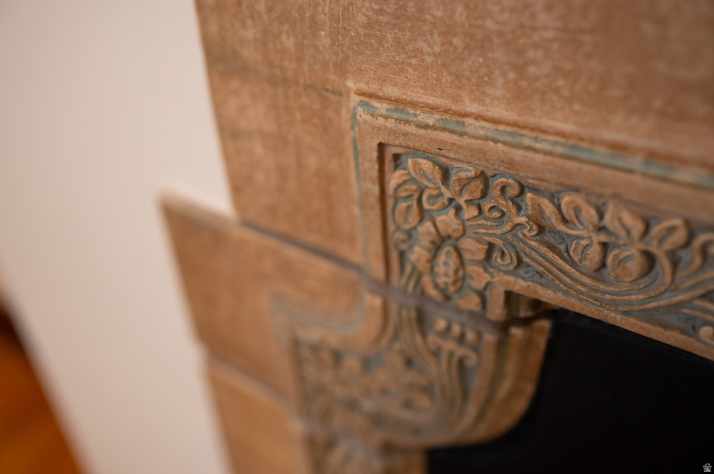 617 E 10TH AVE Salt Lake City, UT 84103