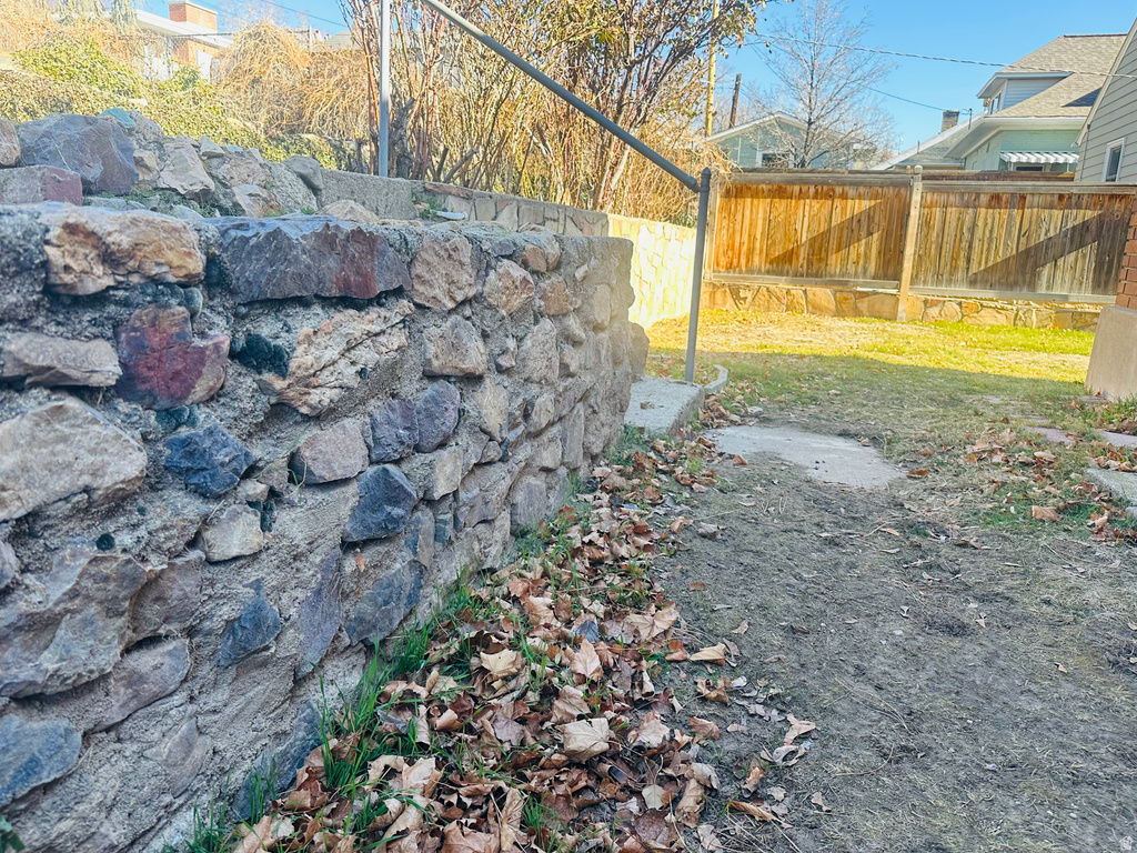 617 E 10TH AVE Salt Lake City, UT 84103