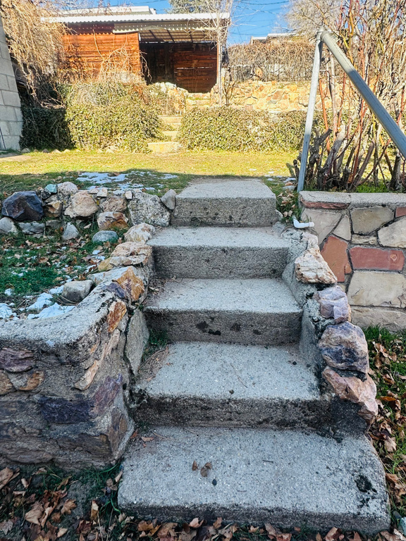 617 E 10TH AVE Salt Lake City, UT 84103