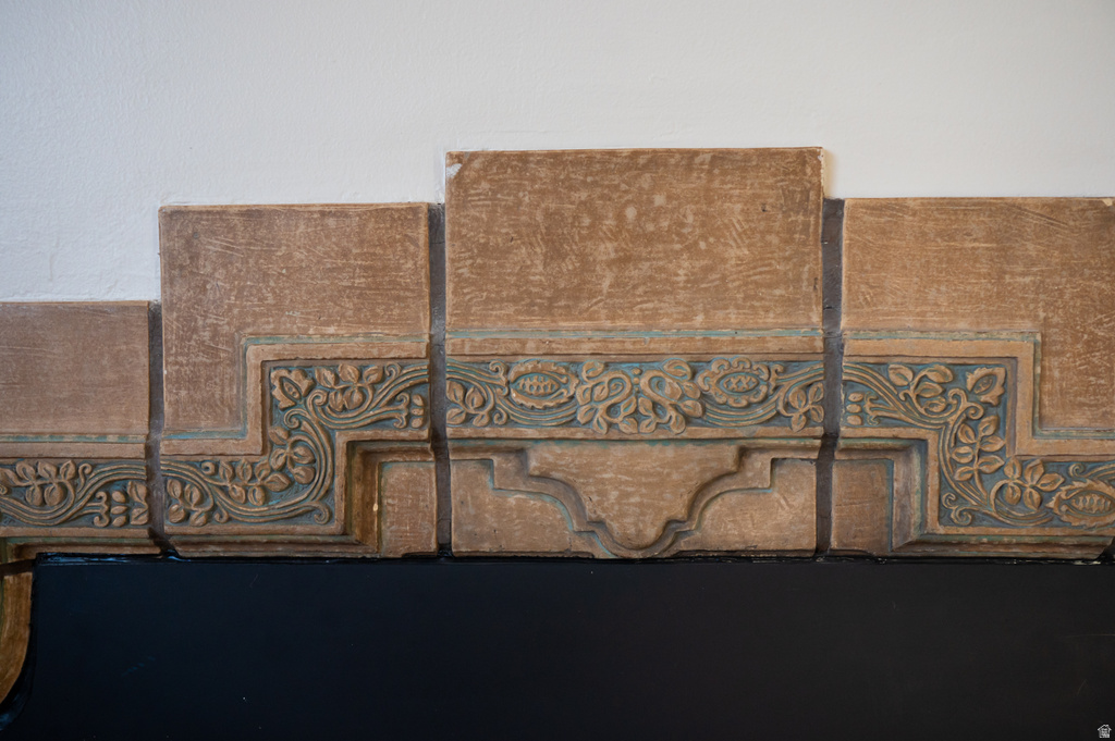 617 E 10TH AVE Salt Lake City, UT 84103