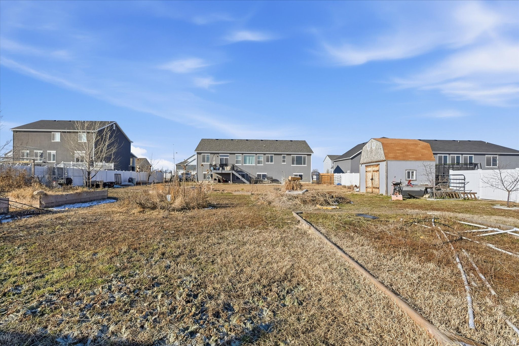 3842 S 5675 W Hooper, UT 84315