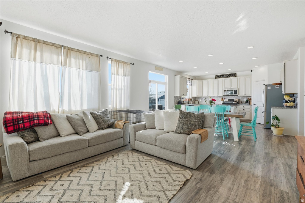 3842 S 5675 W Hooper, UT 84315