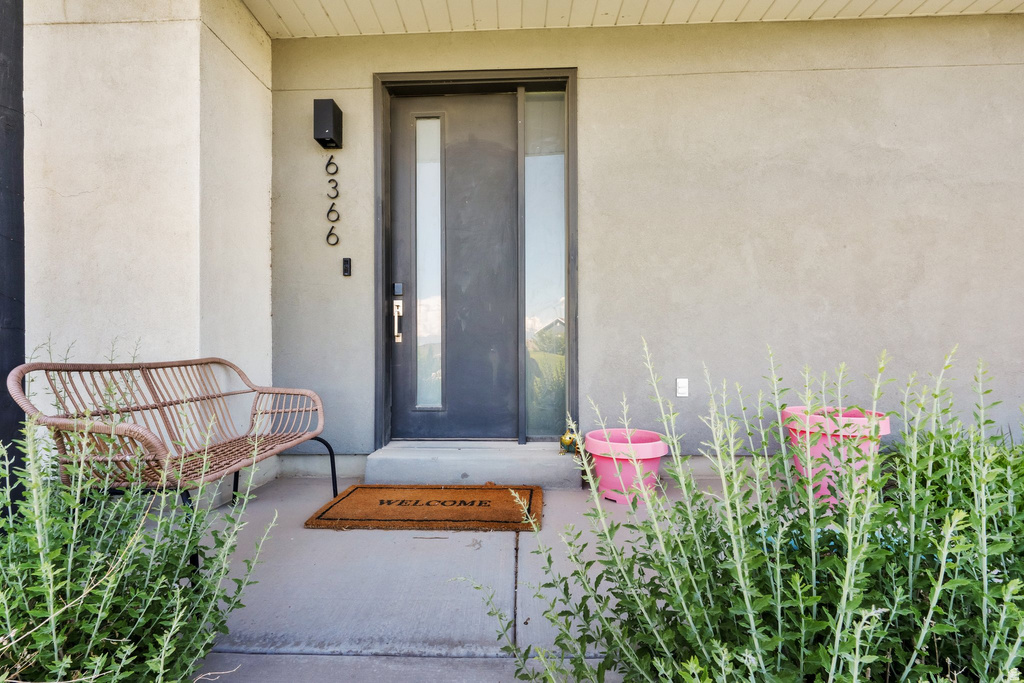 6366 W SUGARCANE DR South Jordan, UT 84009
