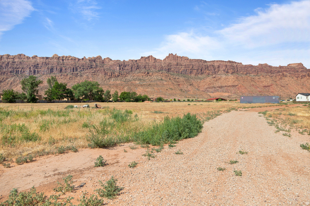 3640  SPANISH DR Moab, UT 84532