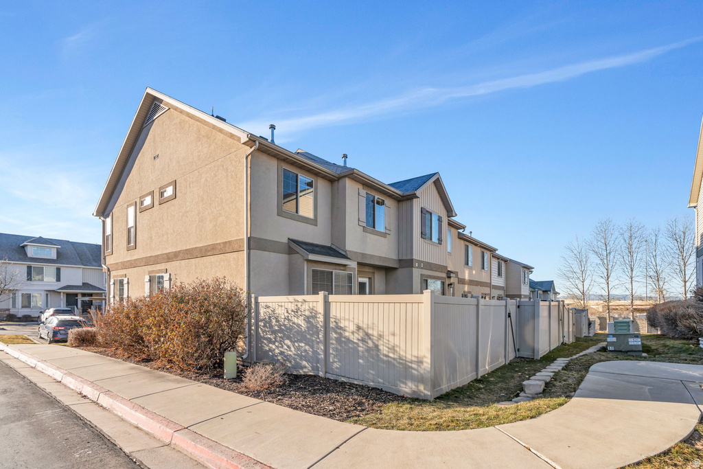 1884 W 1020 N Provo, UT 84604
