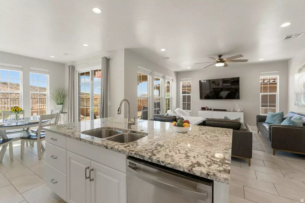 2264 E CASCADA WAY Washington, UT 84780