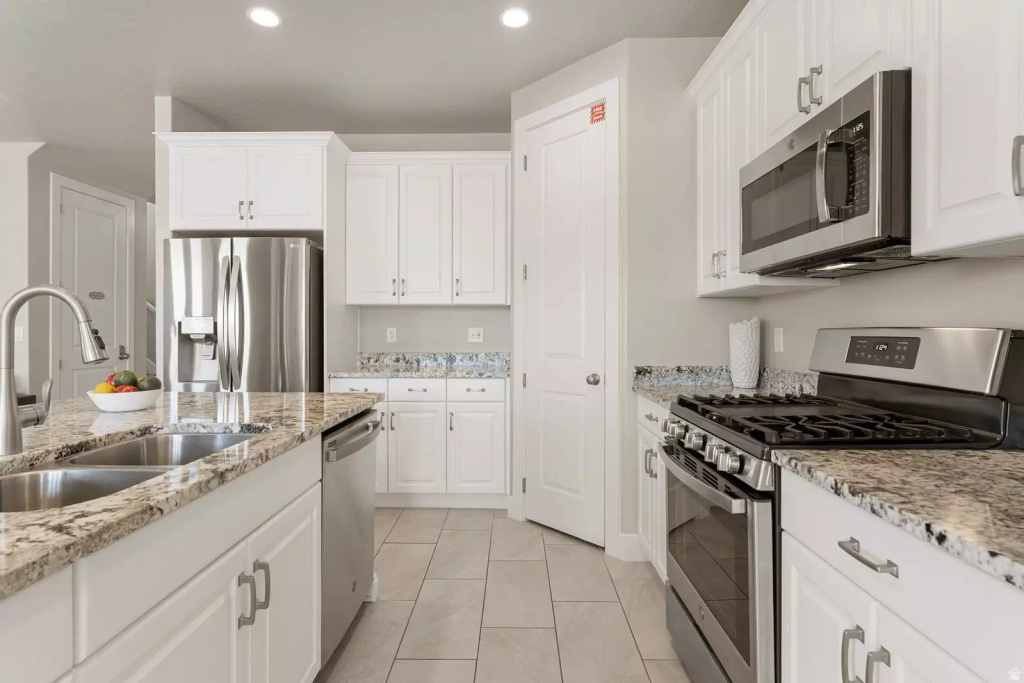 2264 E CASCADA WAY Washington, UT 84780