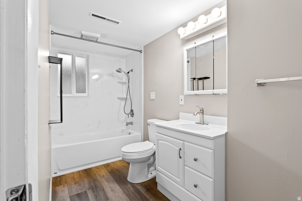 1528 E SUNVIEW DR Ogden, UT 84404