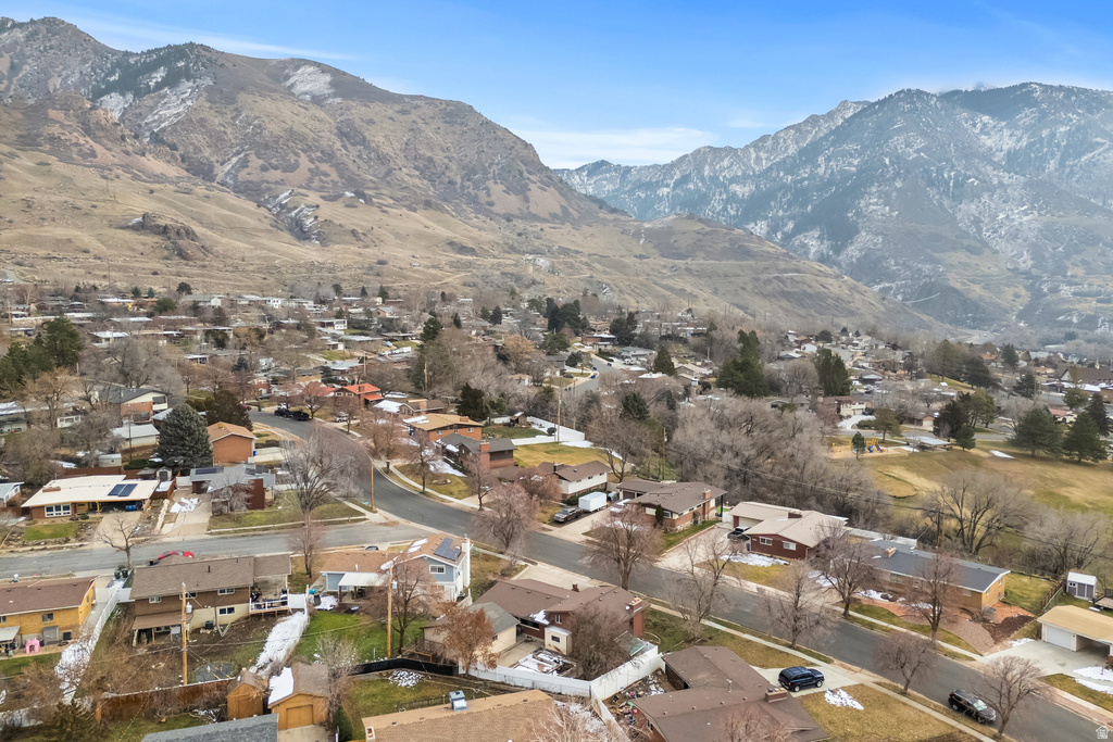 1528 E SUNVIEW DR Ogden, UT 84404