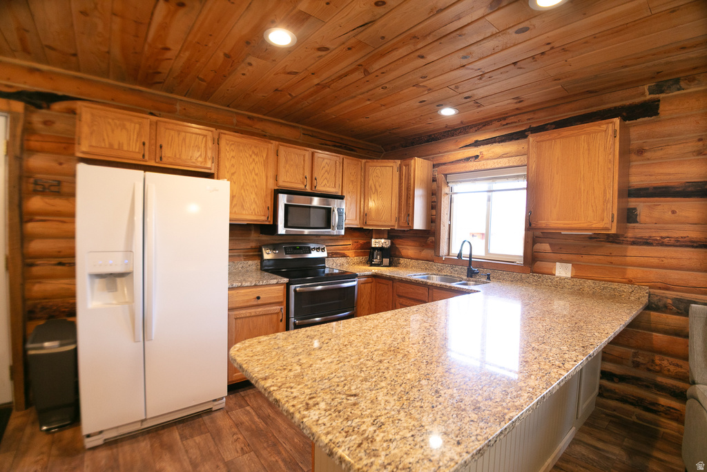 348 N JAKES PLACE RD Fremont, UT 84747