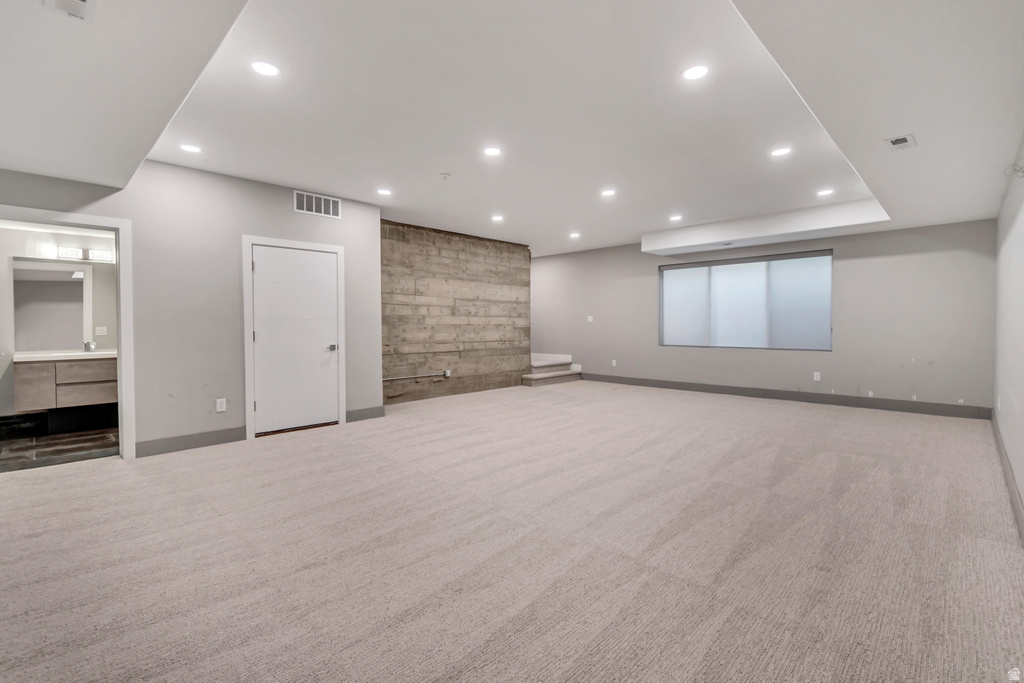 7033 S 300 E Midvale, UT 84047