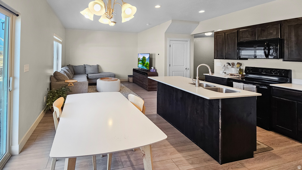 644 N OLD FORT DR Spanish Fork, UT 84660