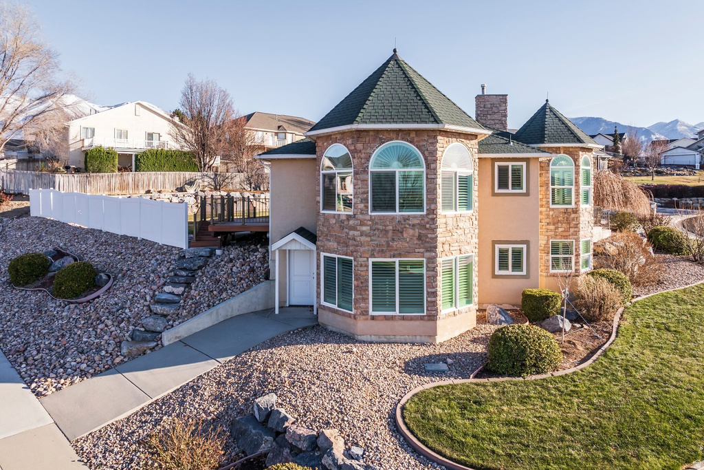 284 N 1000 E Spanish Fork, UT 84660