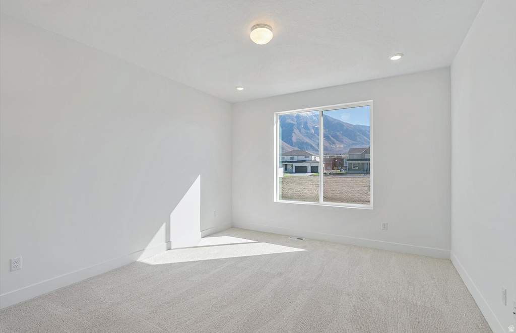 1018 E 250 S #16 Salem, UT 84653