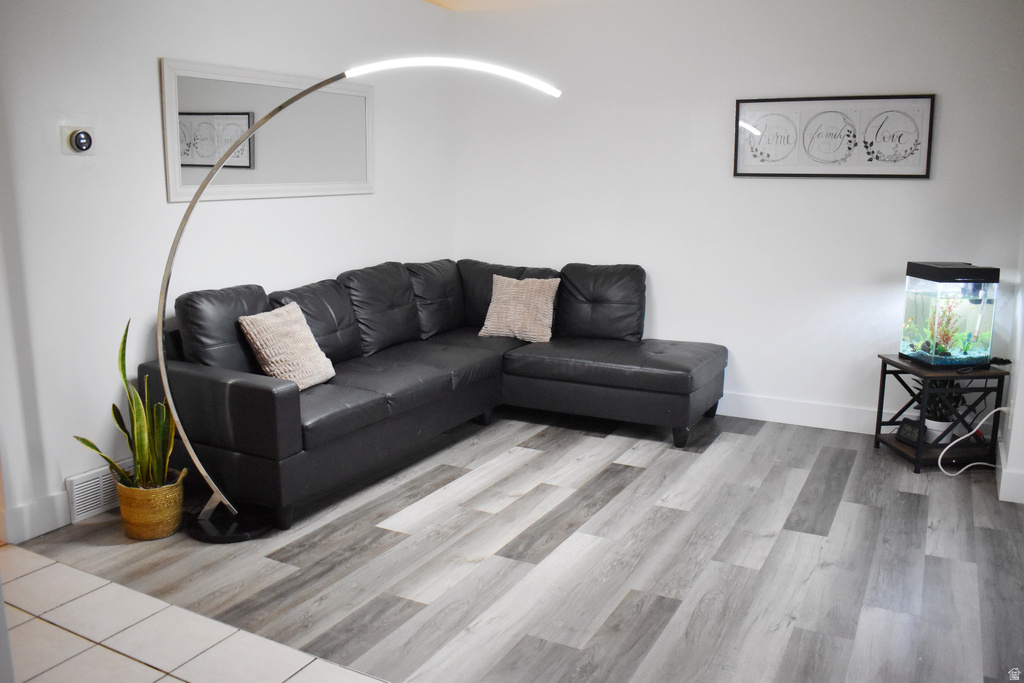 5462 W 4565 S West Valley City, UT 84120