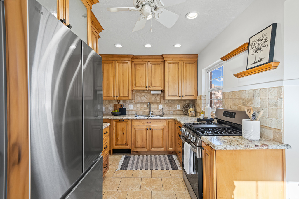 2845 S 1500 E Salt Lake City, UT 84106