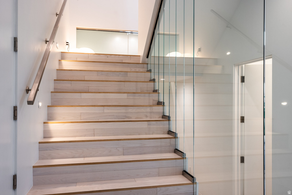 405 N VIRGINIA ST Salt Lake City, UT 84103