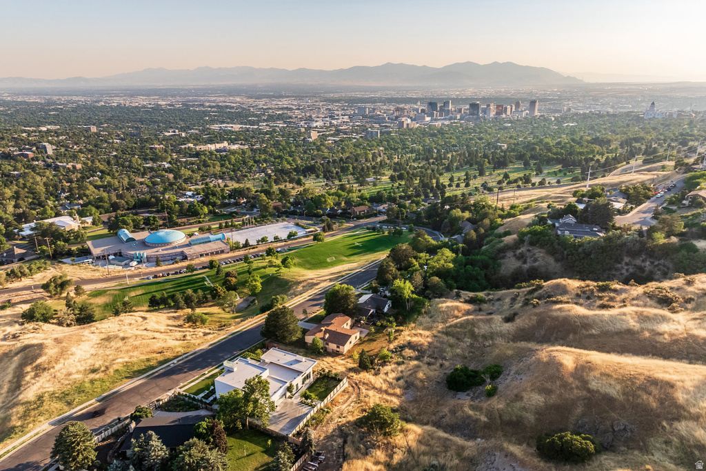 405 N VIRGINIA ST Salt Lake City, UT 84103