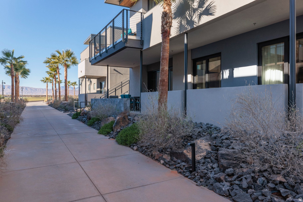 1400 E BLACK DESERT DR photo 3