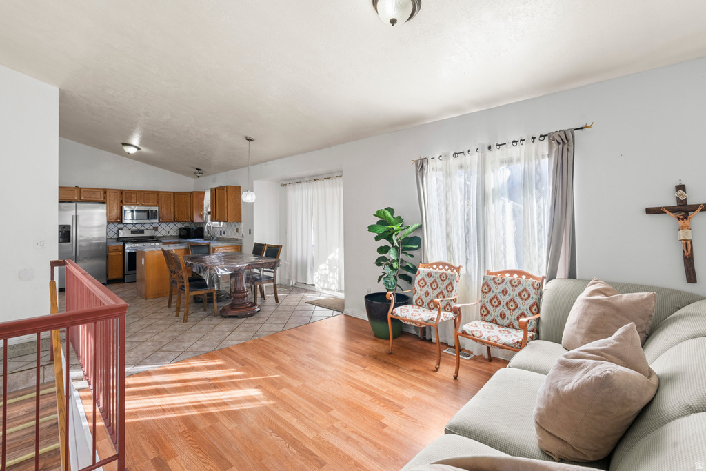 3635 S EVENING LIGHT CV Magna, UT 84044