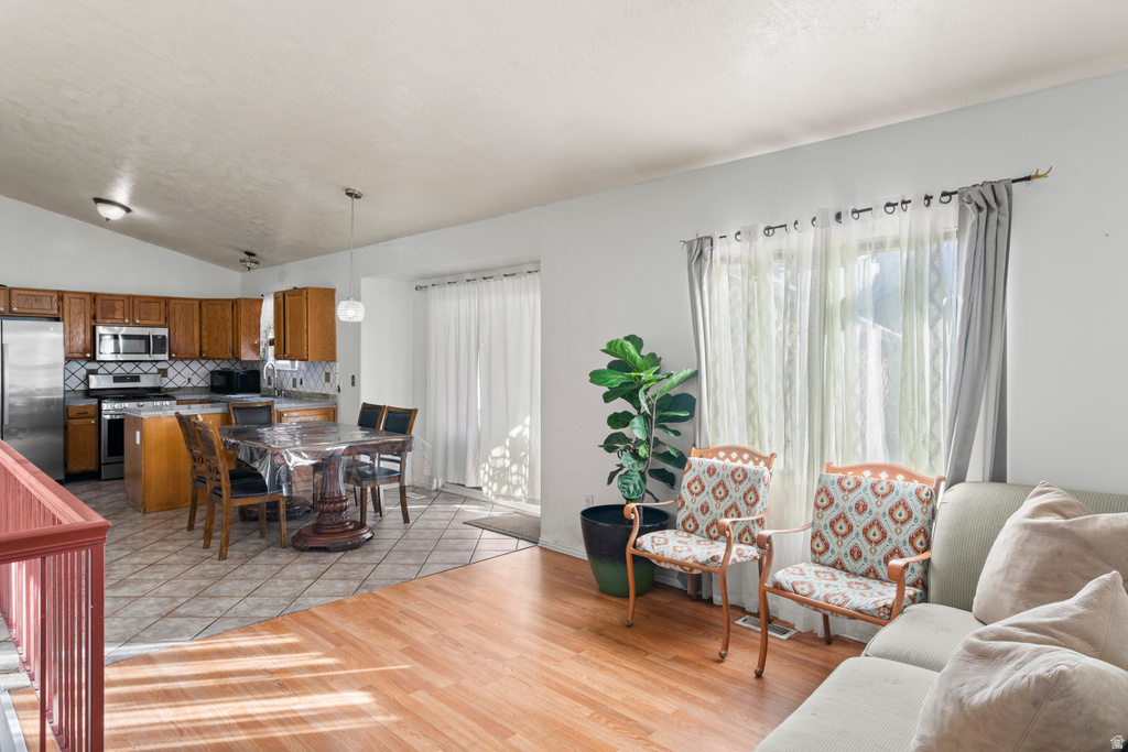 3635 S EVENING LIGHT CV Magna, UT 84044